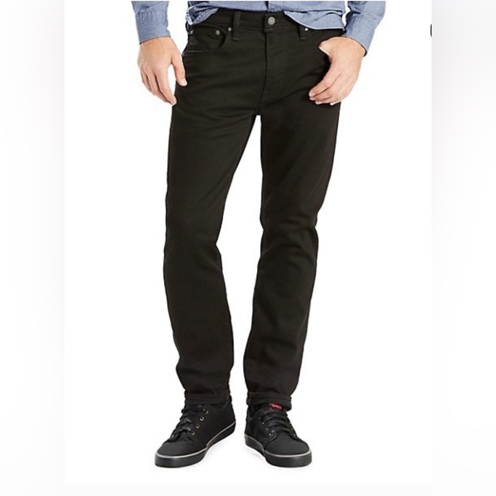 Levi’s 502 black taper fit jeans